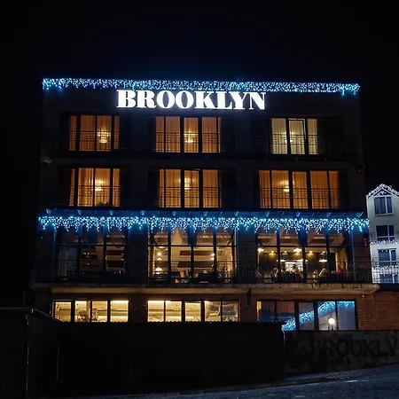 Brooklyn Yablunytsya