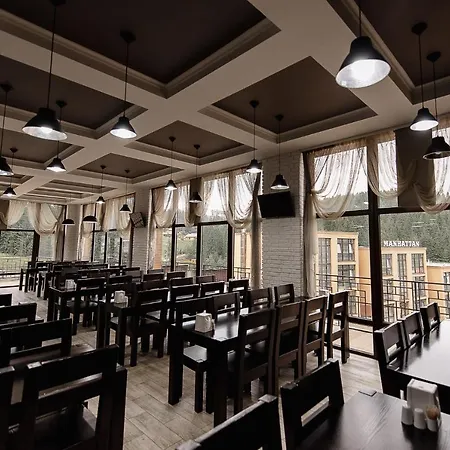 Brooklyn Hotel Yablunytsya